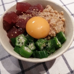 簡単！豪華なネバネバまぐろ丼